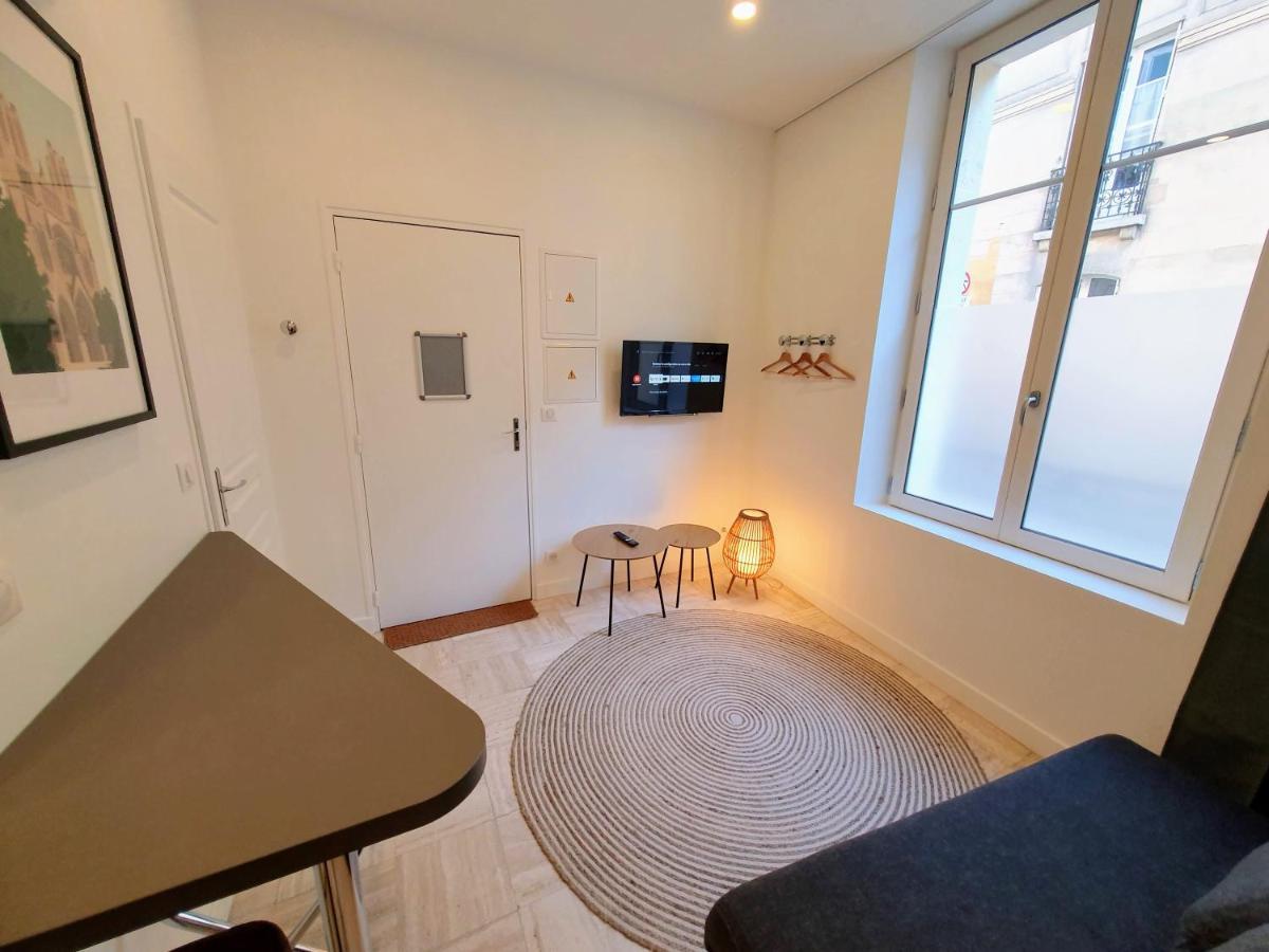 Appartement Premium Dans Une Belle Demeure - Hyper Centre-Ville De Reims Kültér fotó