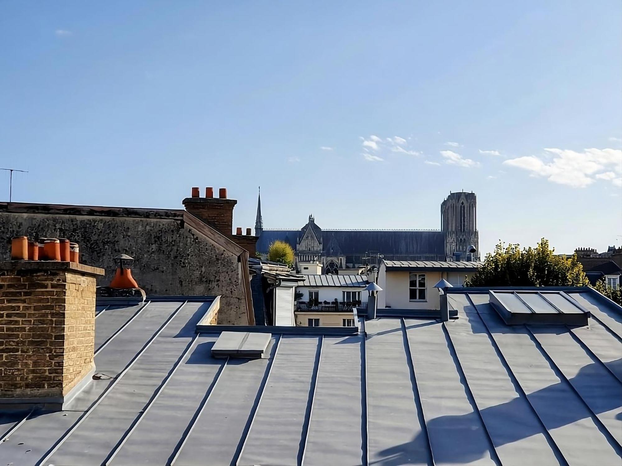 Appartement Premium Dans Une Belle Demeure - Hyper Centre-Ville De Reims Kültér fotó